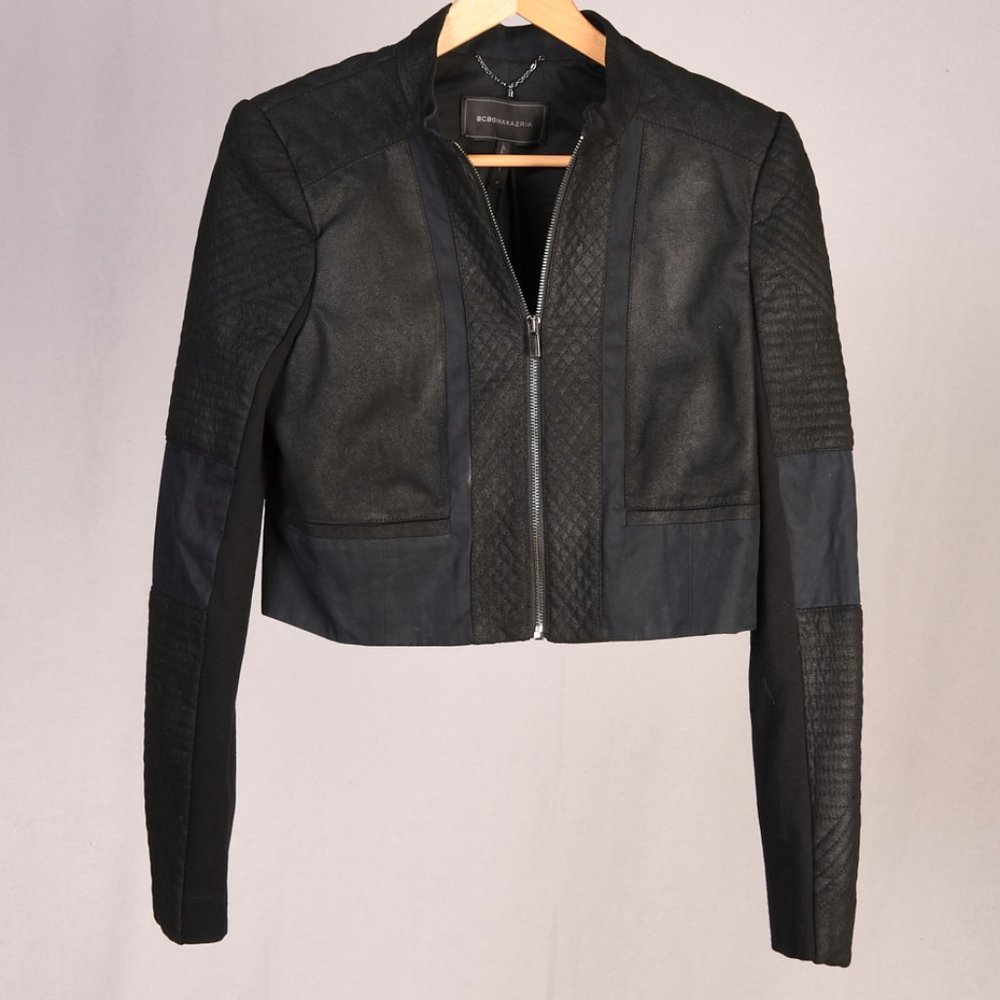 BCBGMAXAZRIA Black Zip Up Quilted Jacket